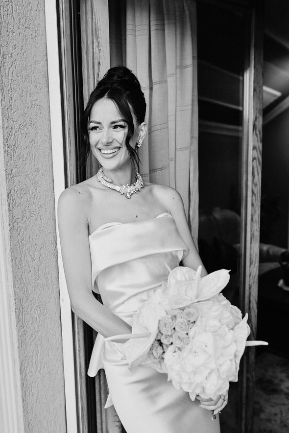 La Desse | Radiant Elegance and Modern