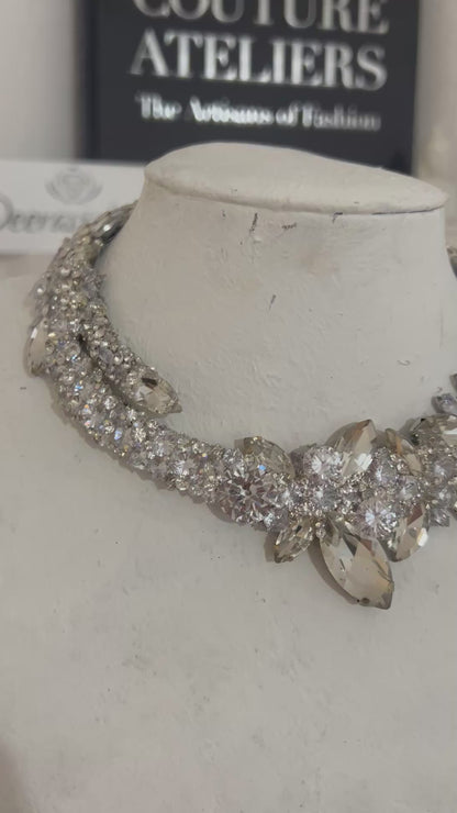 La Desse | Radiant Elegance and Modern